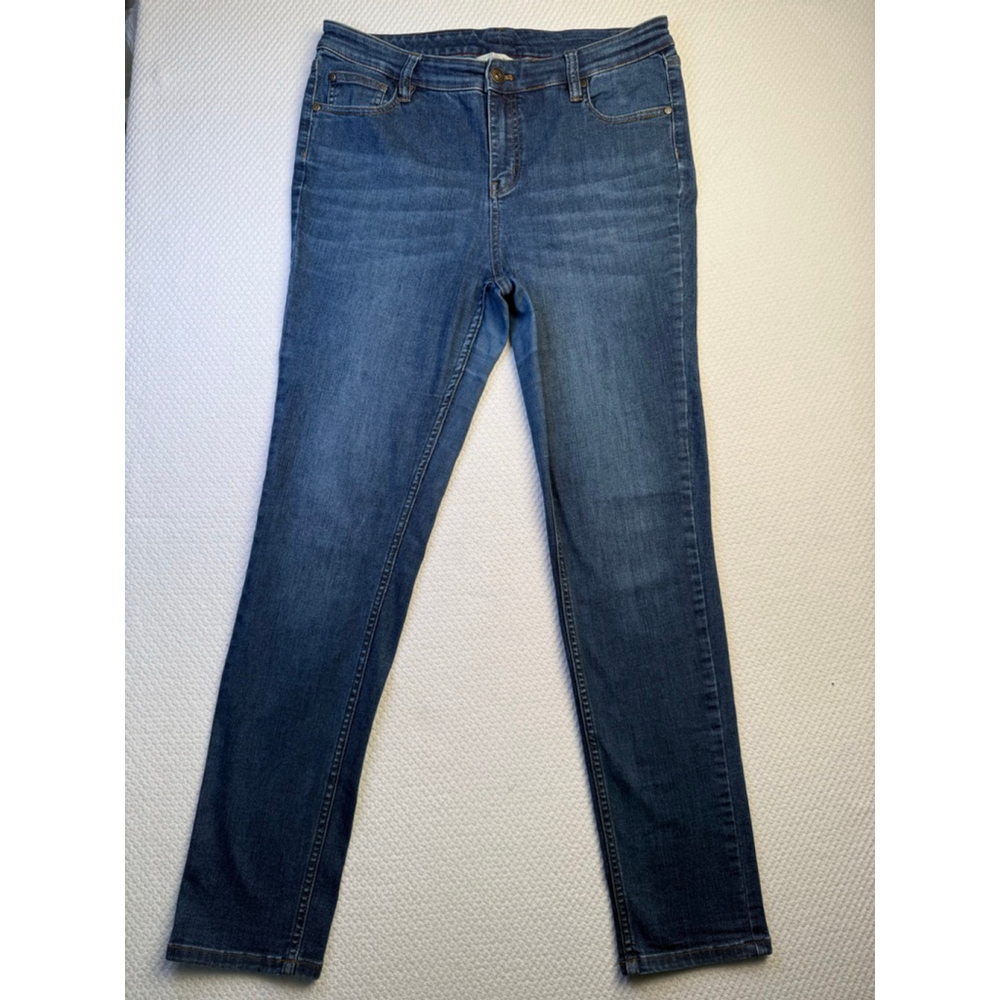 Women's Matilda Jane Blue Straight Leg Jeans Size 14 with Tan Stitching